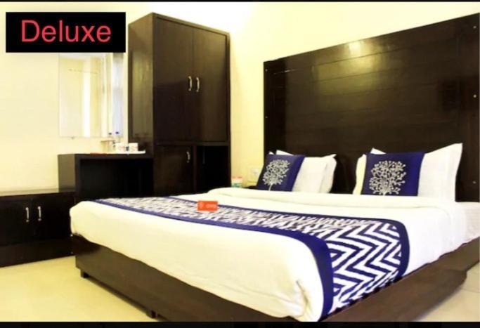 Hotel Dreamland Bahadrabad Exterior foto
